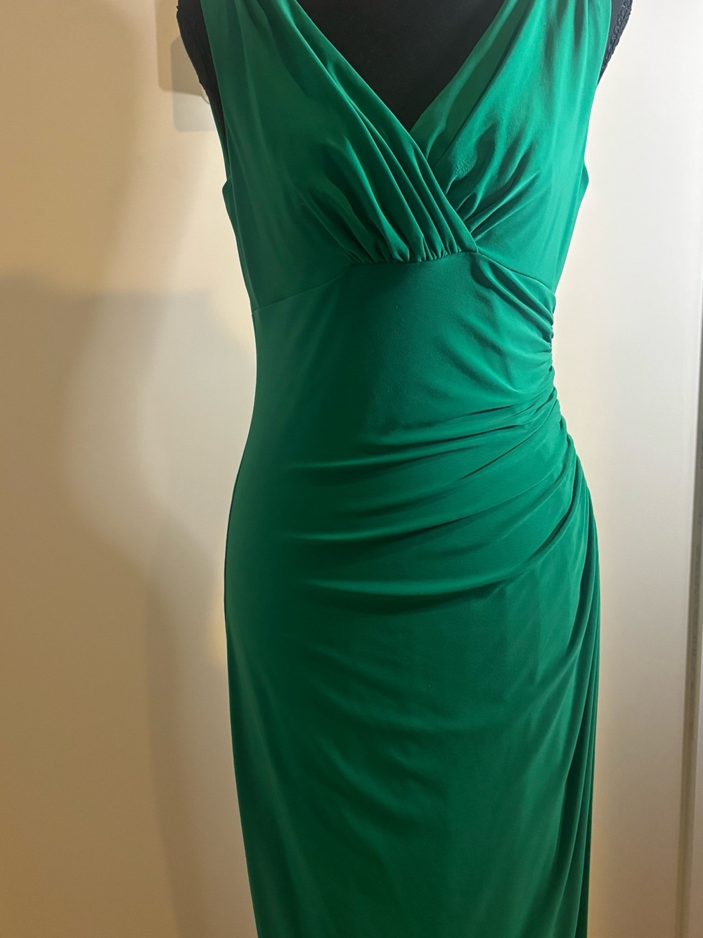 American Living Emerald Green Sleeveless V-Neck Midi Dress